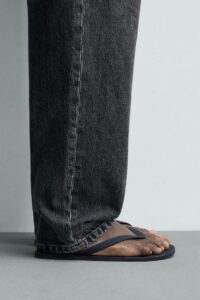 Үдээстэй sandal