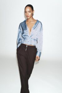 Цэгэн хээтэй сатин цамц (бүстэй)