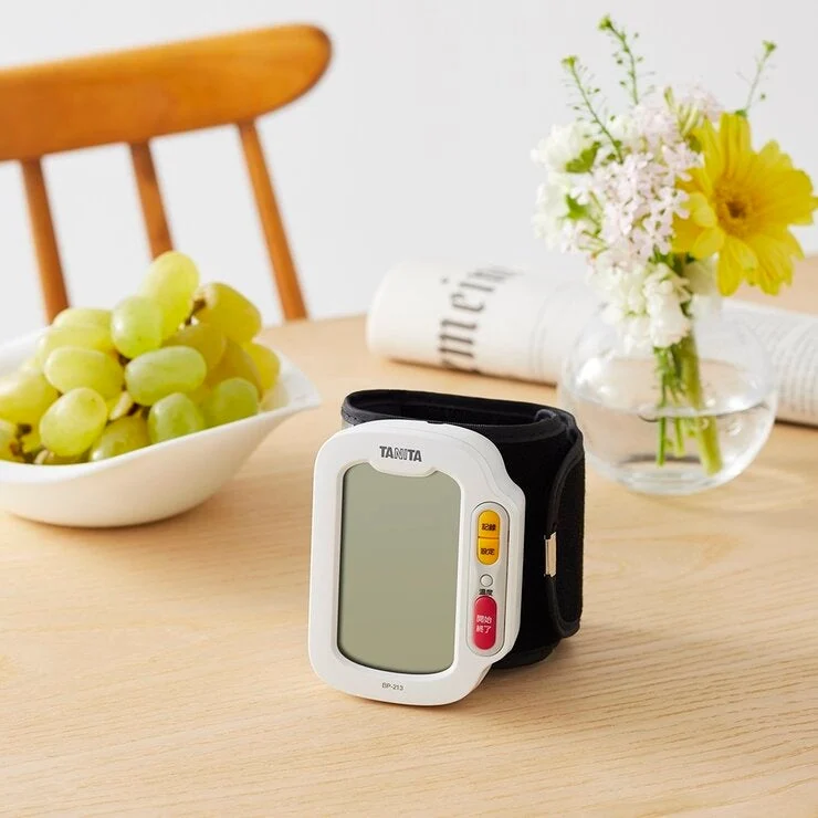 COSTCO Tanita Blood Pressure Monitor BP213 - Image 4