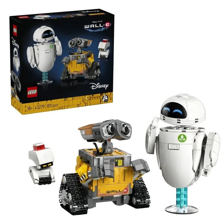 COSTCO LEGO Wall-E and Eve