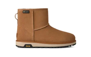 Эрэгтэй гутал UGG Classic Mini GTX