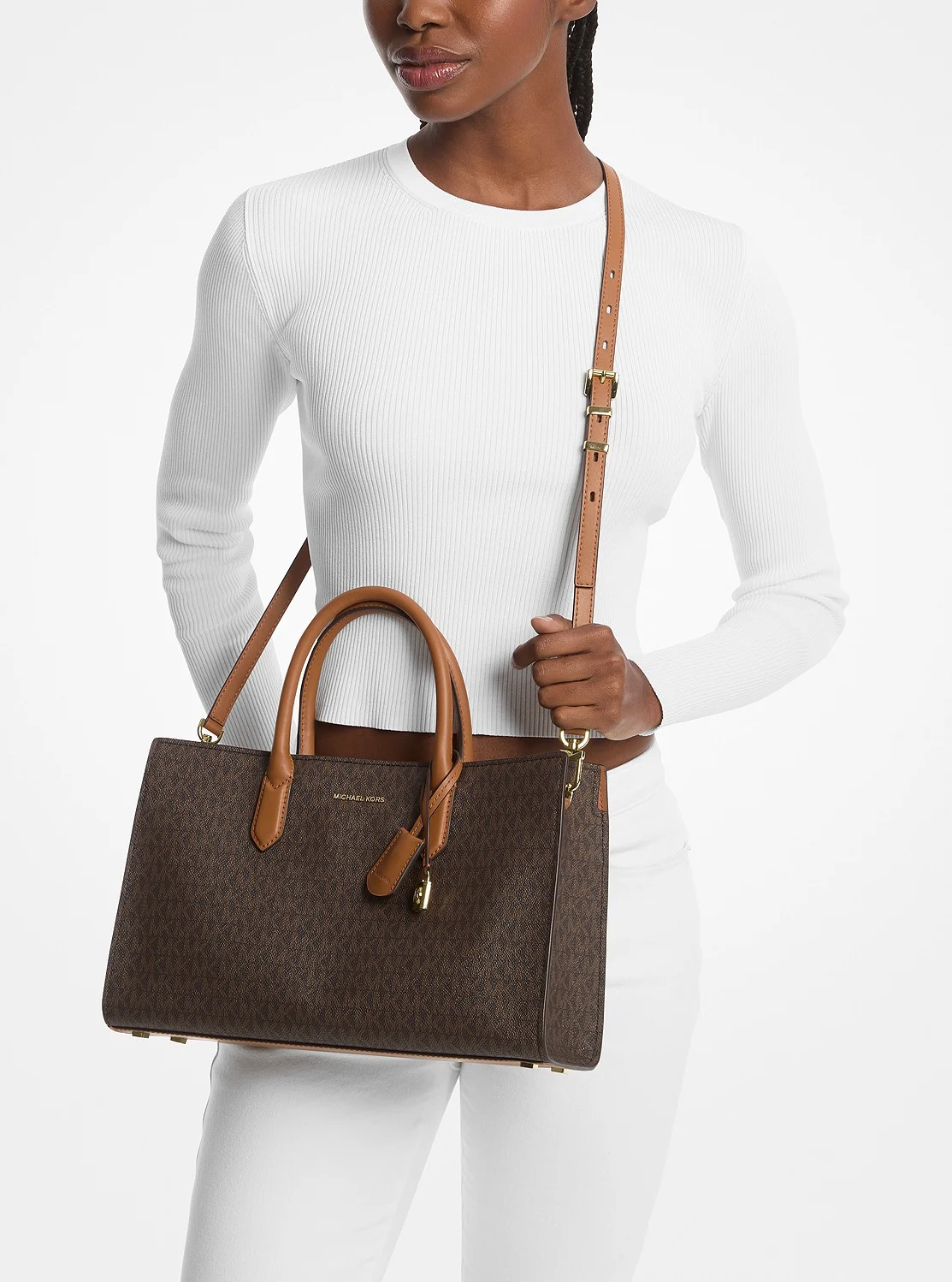 Michael Kors Скарлетт дунд зэргийн цүнх - MK хээтэй - Image 4
