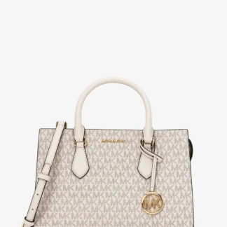 Michael Kors Шейла дунд хэмжээтэй, цахилгаантай цүнх - MK хээтэй