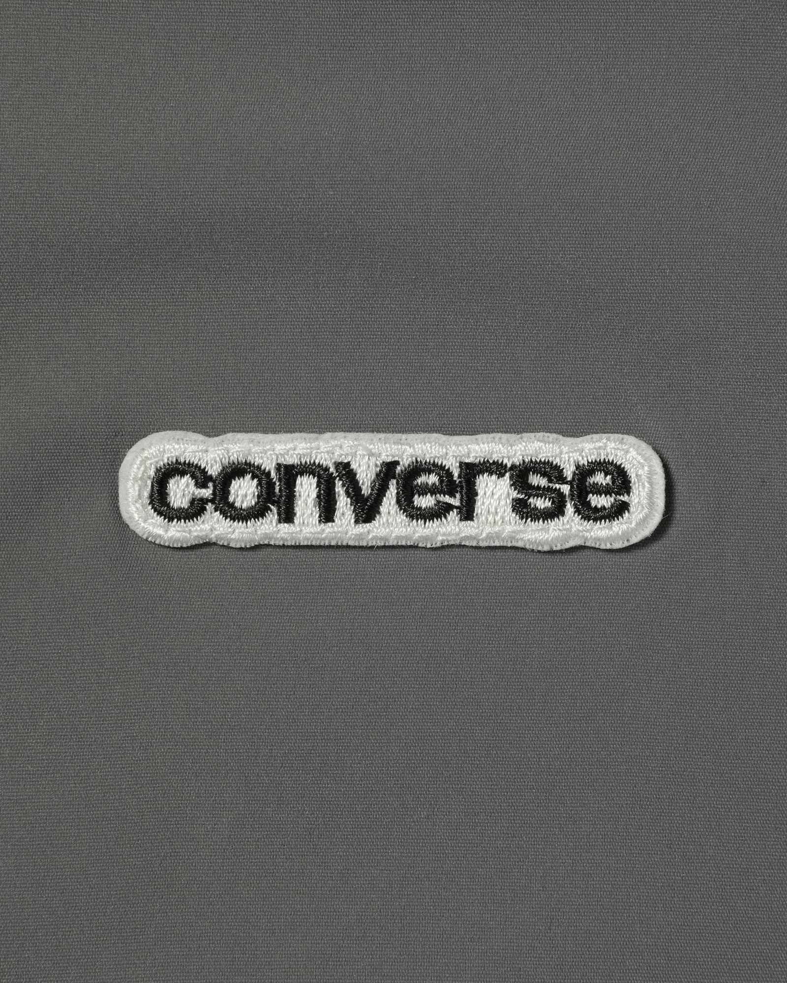 Converse Сунадаг ус, салхины хамгаалалттай малгайтай хүрэм - Image 3