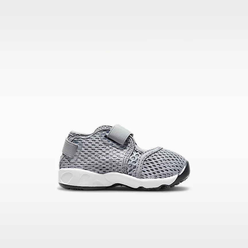 NIKE リトル リフト — キッズシューズ - Image 3