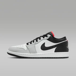 NIKE エア ジョーダン 1 LOW — メンズシューズ