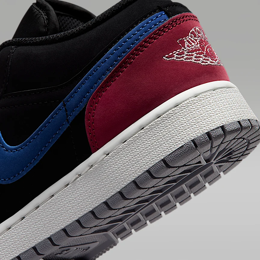 NIKE Air Jordan 1 Low — Big Kids' Shoes - Image 8