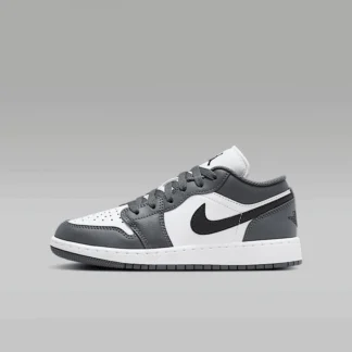 NIKE エア ジョーダン 1 LOW — ジュニアシューズ