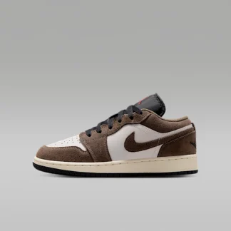 NIKE Air Jordan 1 LOW — Junior Shoes