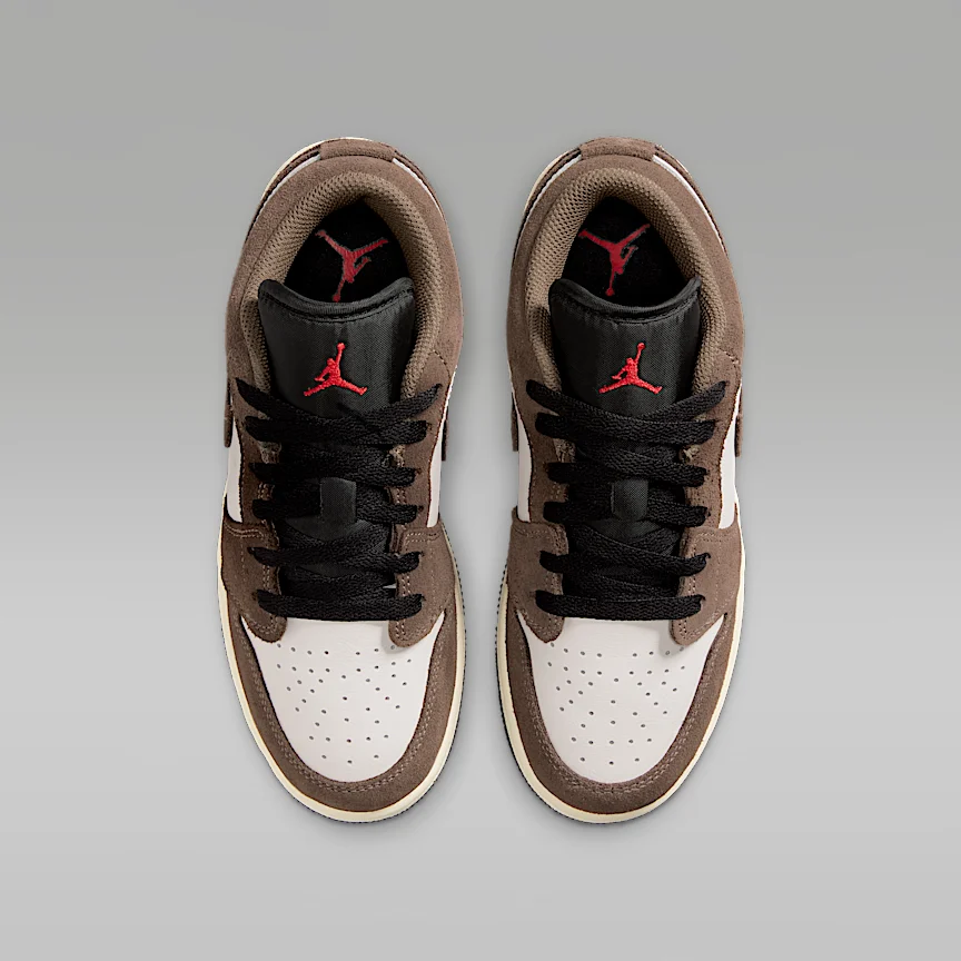 NIKE Air Jordan 1 LOW — Junior Shoes - Image 4