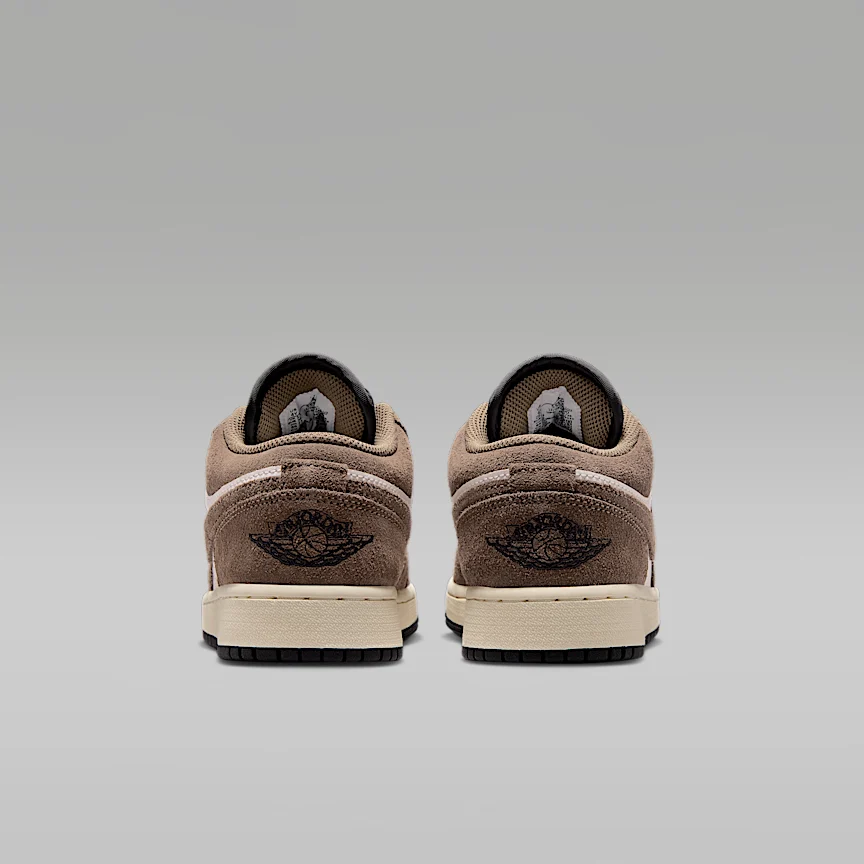 NIKE Air Jordan 1 LOW — Junior Shoes - Image 6