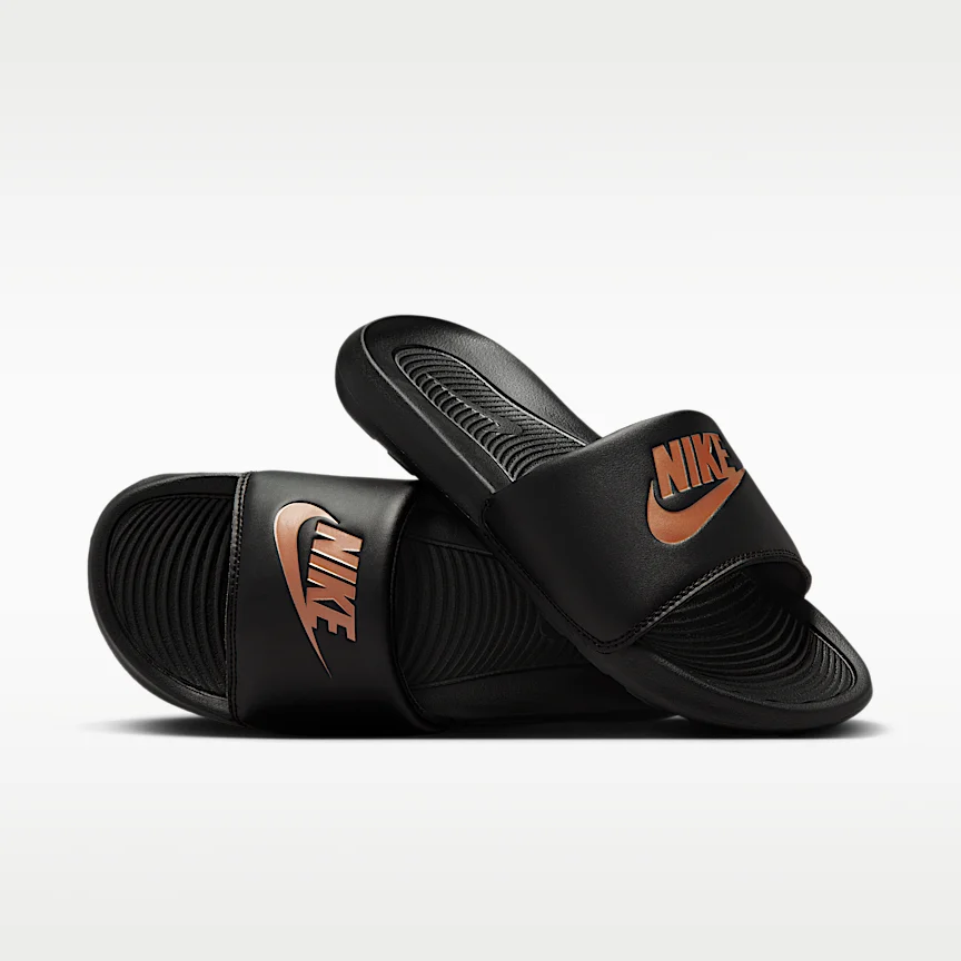 NIKE ビクトリー ワン — ウィメンズスライド