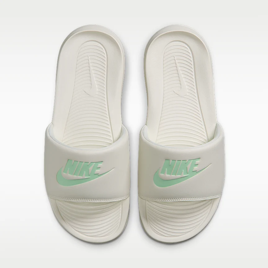 NIKE ビクトリー ワン — ウィメンズスライド - Image 4
