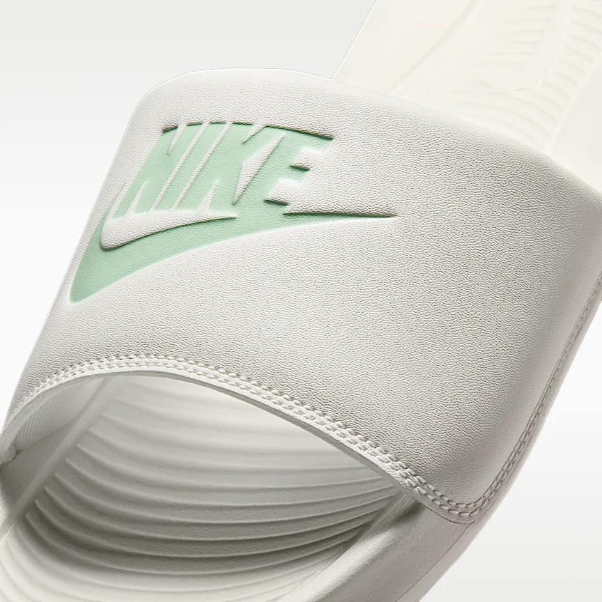 NIKE ビクトリー ワン — ウィメンズスライド - Image 6