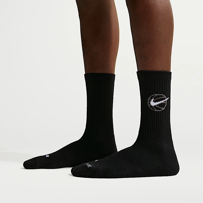 NIKE Everyday Crew — Basketball Socks (3 Pairs) - Image 3