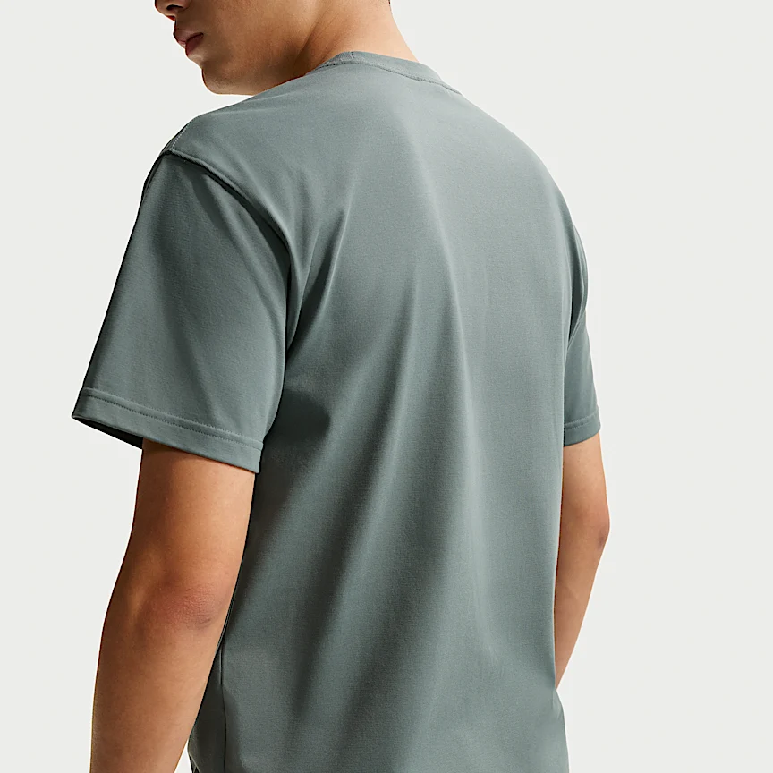 NIKE ACG — ショートスリーブ Tシャツ - Image 2