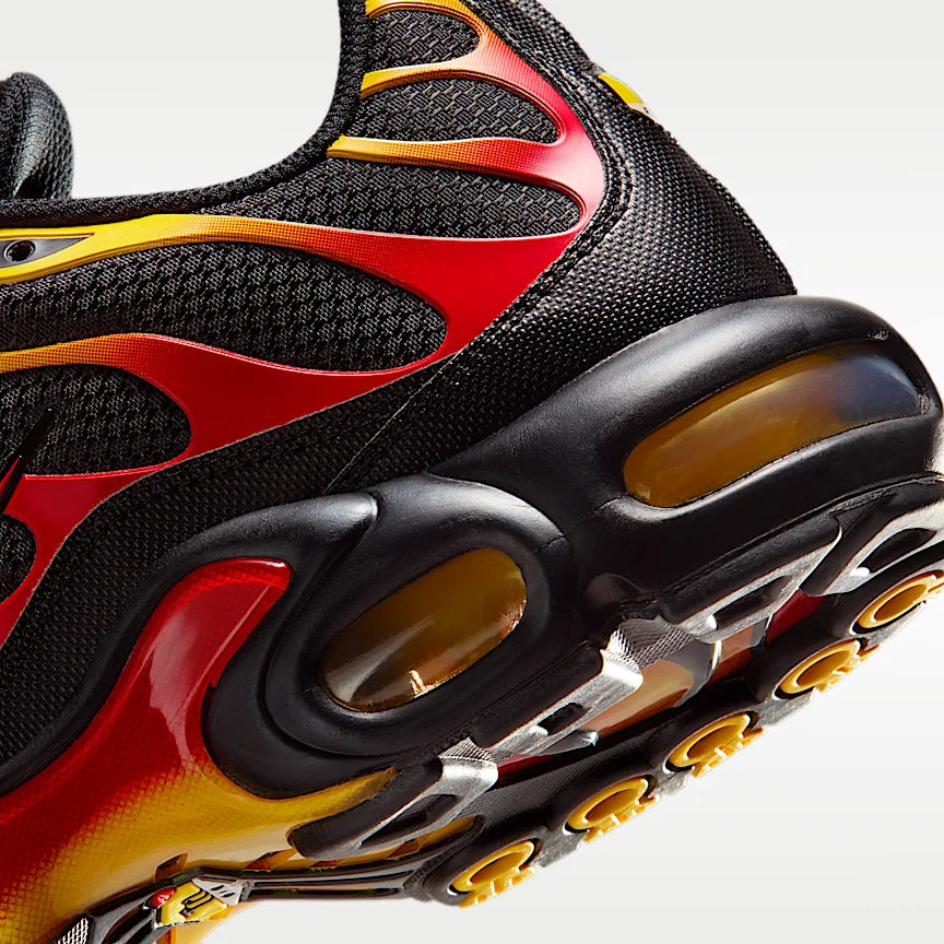 NIKE エア マックス プラス — メンズシューズ - Image 8