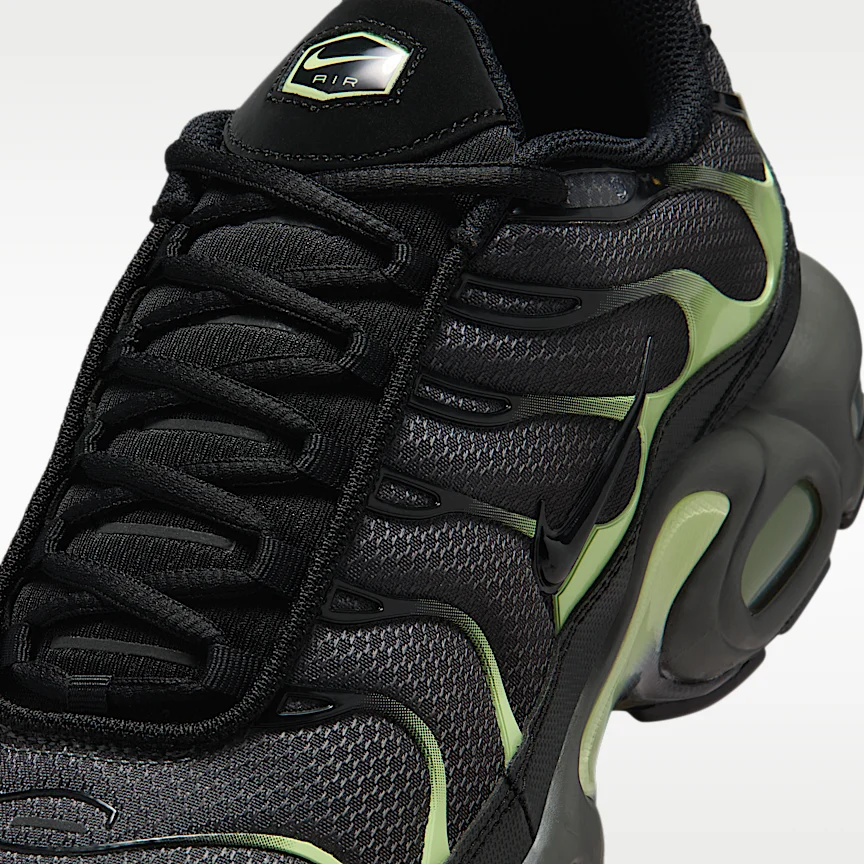 NIKE エア マックス プラス — メンズシューズ - Image 7