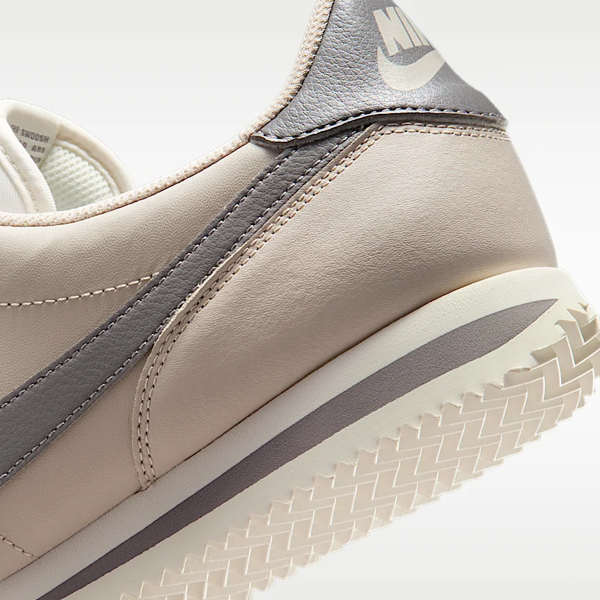 NIKE コルテッツ レザー — メンズシューズ - Image 8