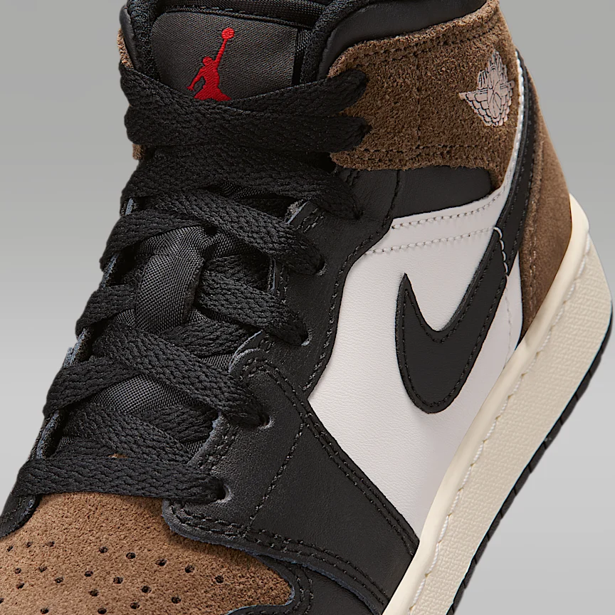 NIKE Air Jordan 1 Mid — Big Kids' Shoes - Image 7