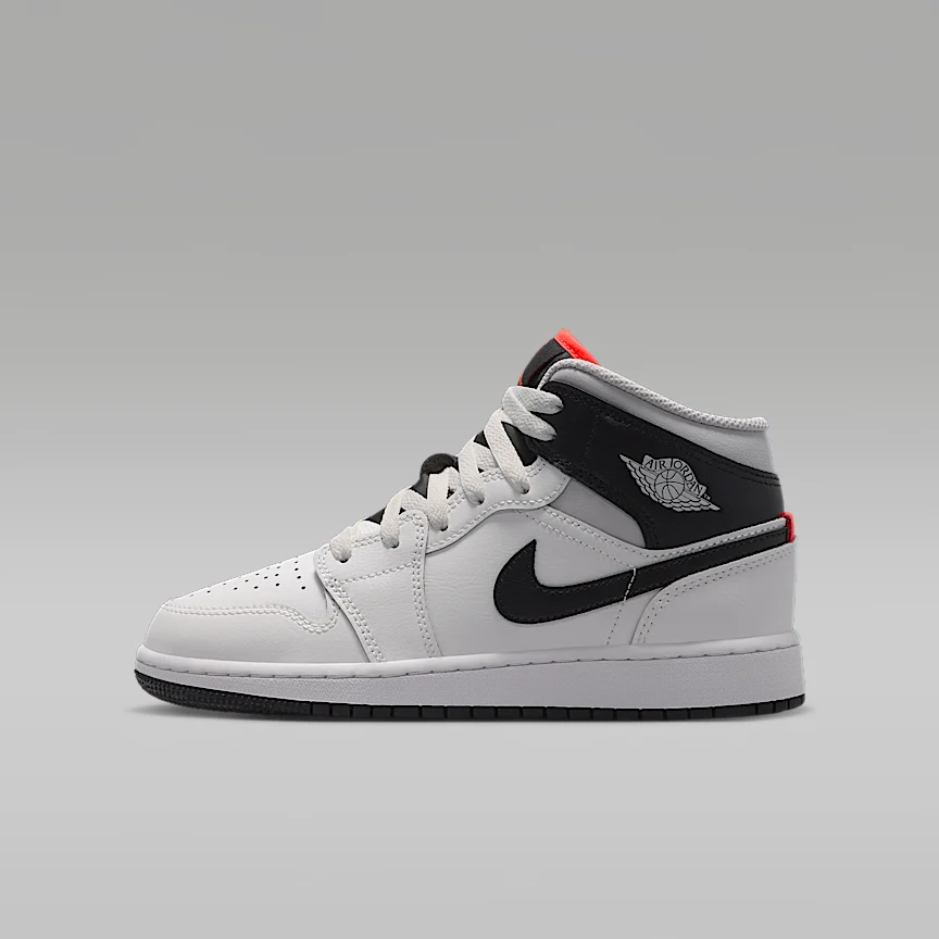 NIKE Air Jordan 1 MID — Junior Shoes