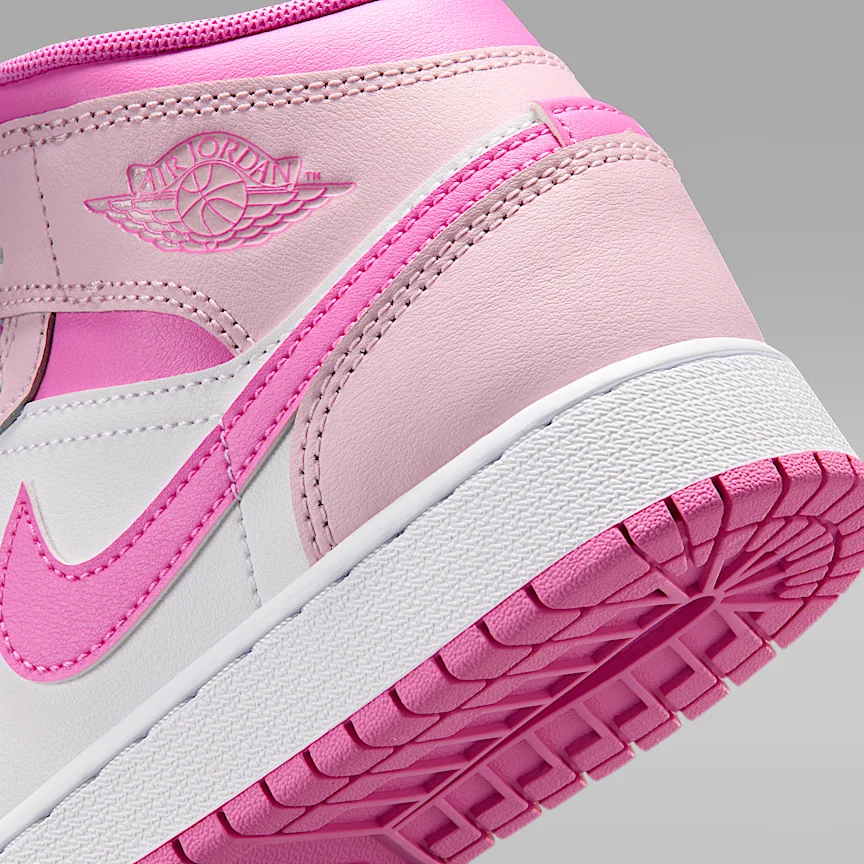 NIKE Air Jordan 1 Mid — Big Kids' Shoes - Image 8