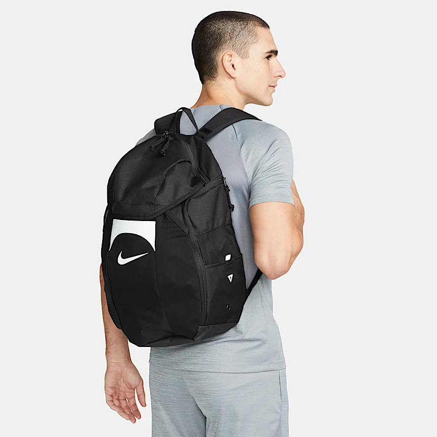 NIKE アカデミー チーム — バックパック (30L)