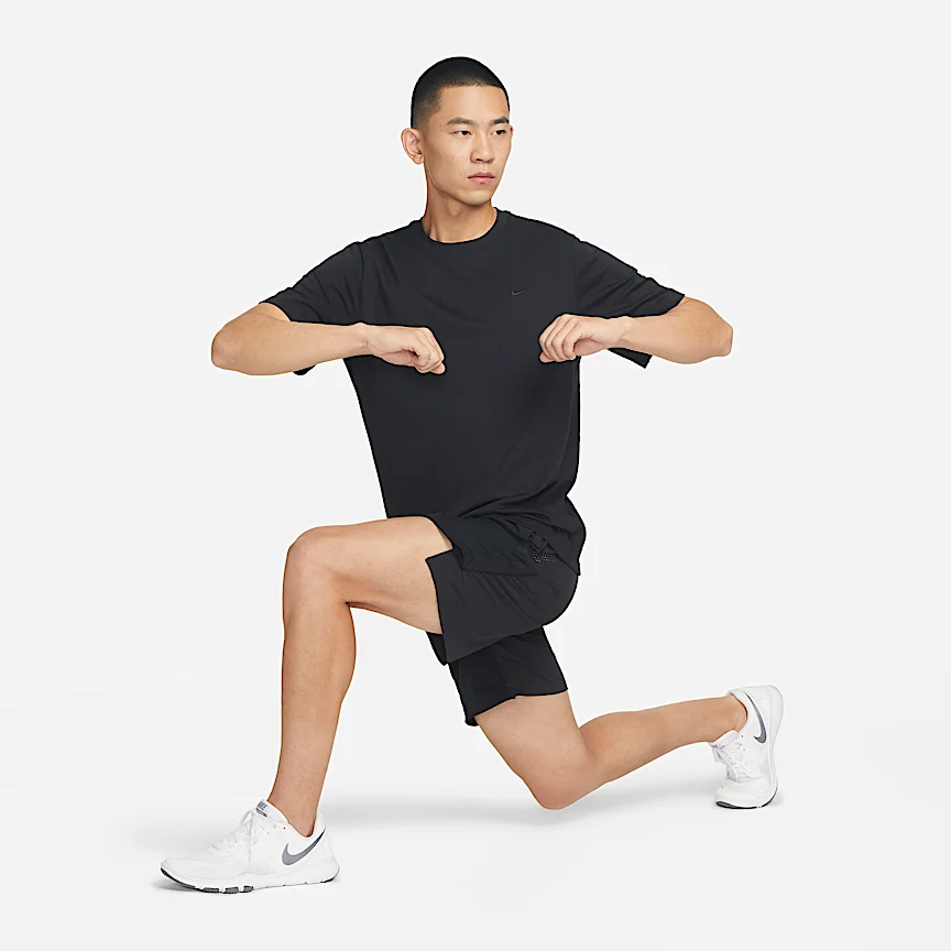 NIKE Dri-FIT プライマリー — メンズ トレーニング Tシャツ - Image 6