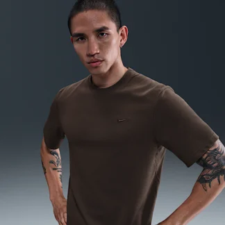 NIKE Dri-FIT プライマリー — メンズ トレーニング Tシャツ