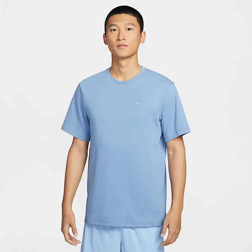 NIKE Dri-FIT プライマリー — メンズ トレーニング Tシャツ