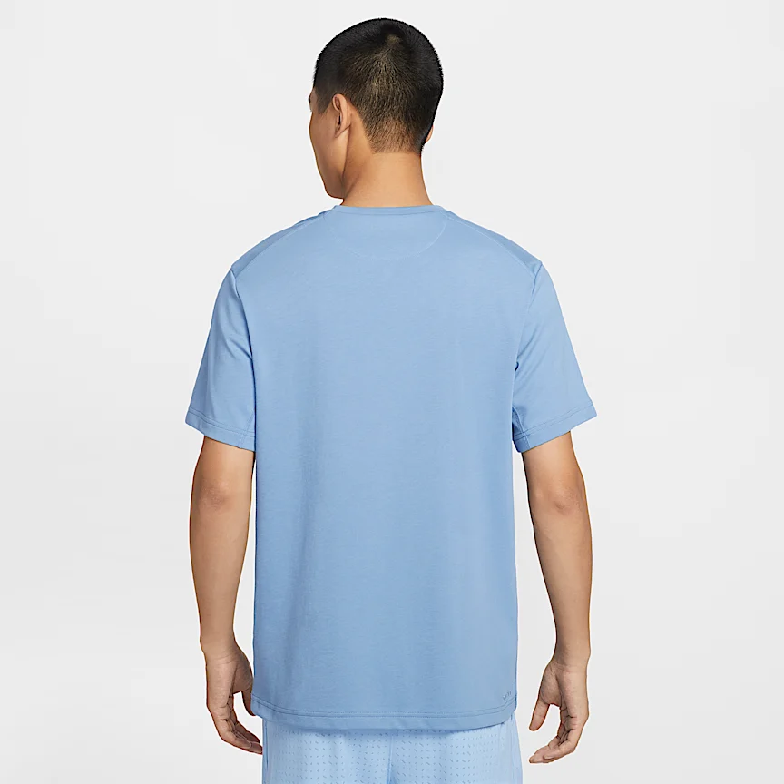 NIKE Dri-FIT プライマリー — メンズ トレーニング Tシャツ - Image 2