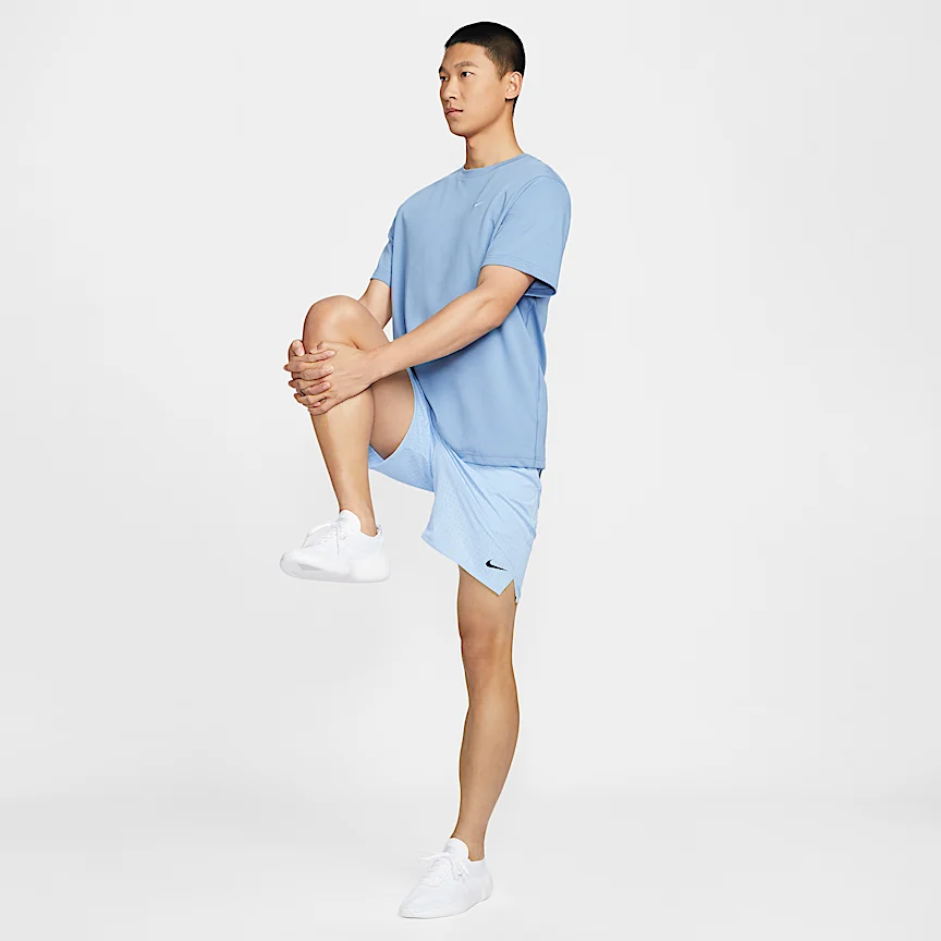 NIKE Dri-FIT プライマリー — メンズ トレーニング Tシャツ - Image 7