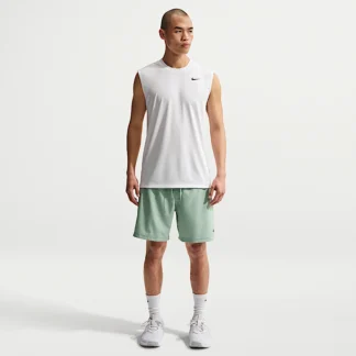 NIKE Dri-FIT フォーム — メンズ 18cm バーサタイル ショートパンツ