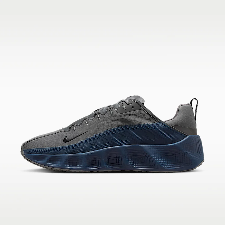 NIKE エイバ ローバー — シューズ