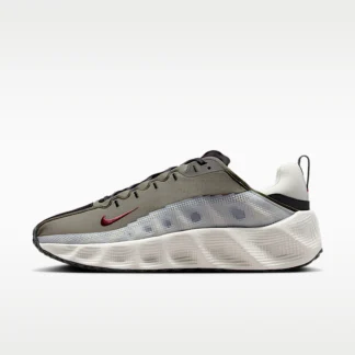NIKE エイバ ローバー — シューズ