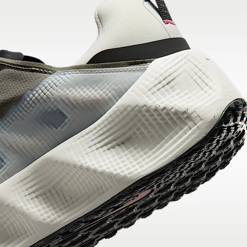 NIKE エイバ ローバー — シューズ - Image 8
