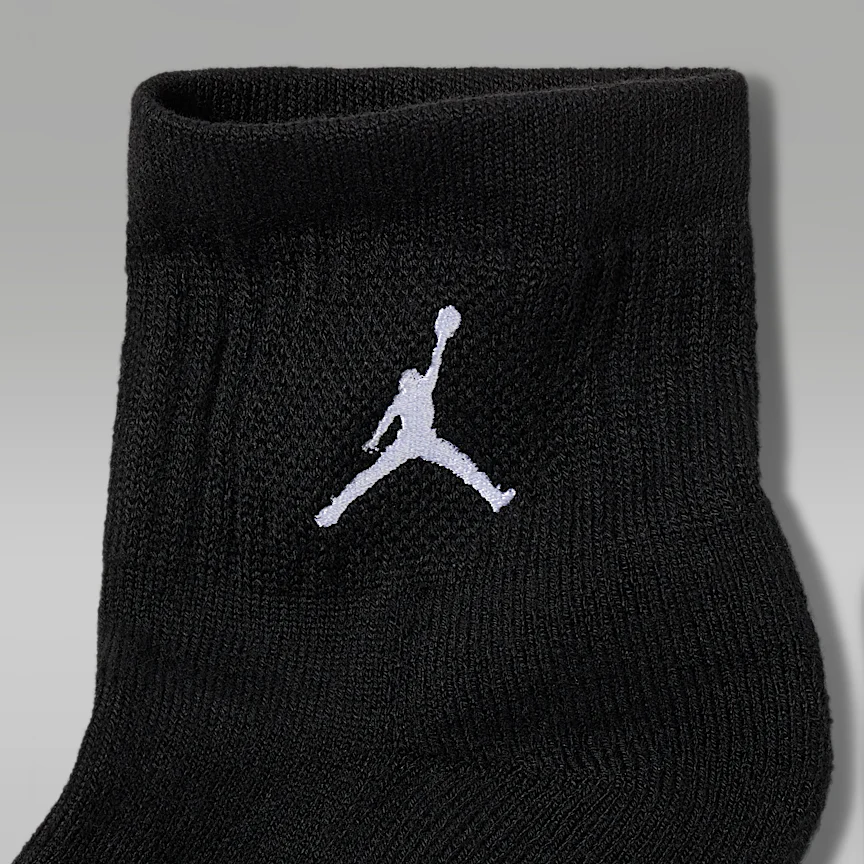 NIKE Jordan — Everyday Ankle Socks (3 Pairs) - Image 2