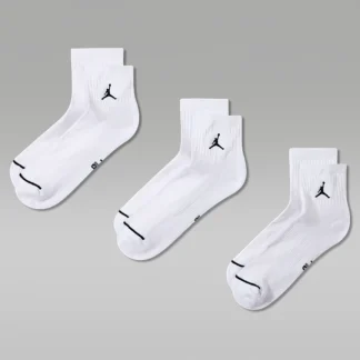 NIKE Jordan — Everyday Ankle Socks (3 Pairs)