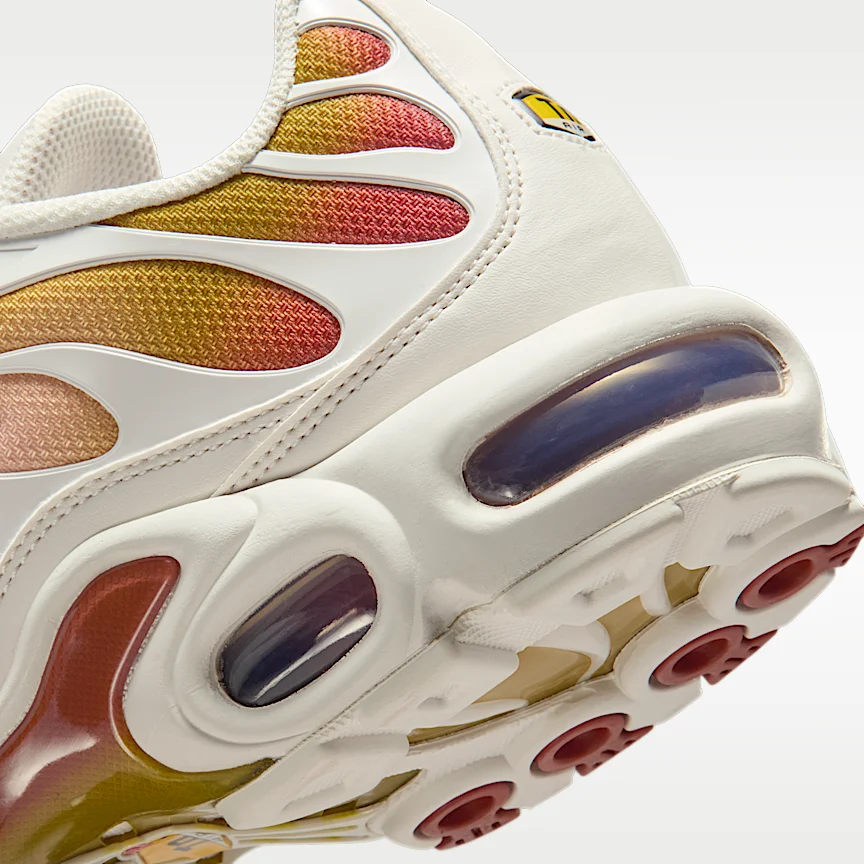 NIKE エア マックス プラス — ウィメンズシューズ - Image 8