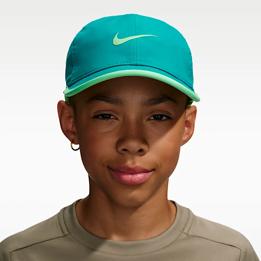 NIKE Dri-FIT Club — Kids' Unstructured Featherlight Cap