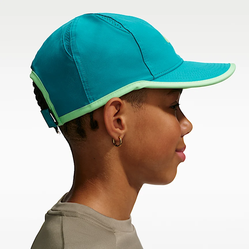 NIKE Dri-FIT Club — Kids' Unstructured Featherlight Cap - Image 2