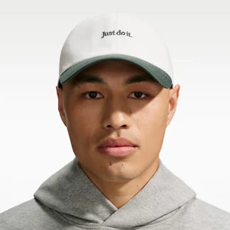 NIKE Club — Unstructured JDI Cap