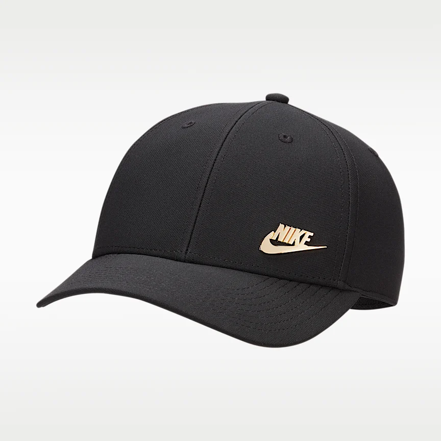 NIKE Dri-FIT Club — Structured Metal Logo Cap