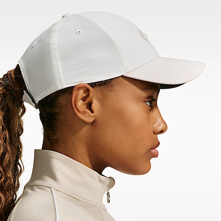 NIKE Dri-FIT Club — Structured Swoosh Cap - Image 2