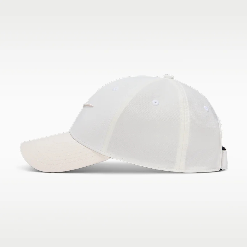 NIKE Dri-FIT Club — Structured Swoosh Cap - Image 5