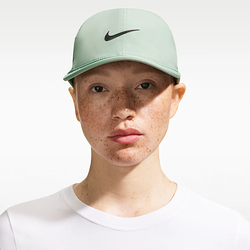 NIKE Dri-FIT Club — Unstructured Featherlight Cap - Image 3