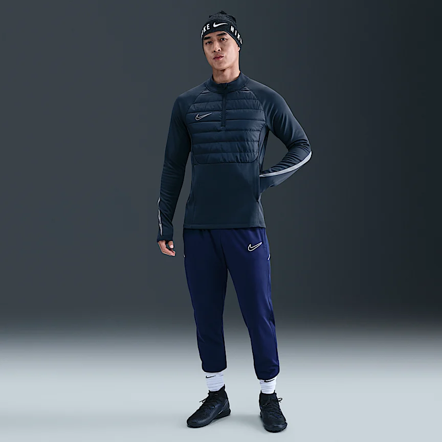 NIKE アカデミー ウィンター ウォリアー — メンズ Therma-FIT 1/2ジップ サッカートップ - Image 4