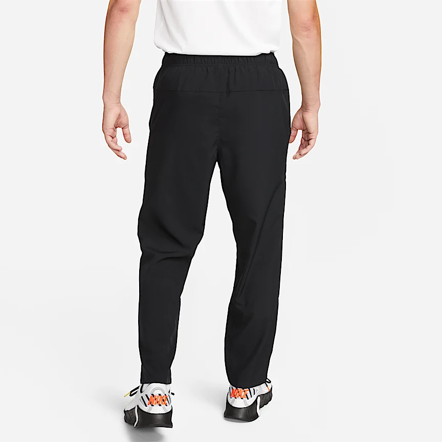 NIKE フォーム — メンズ Dri-FIT オープンヘム バーサタイル パンツ - Image 2