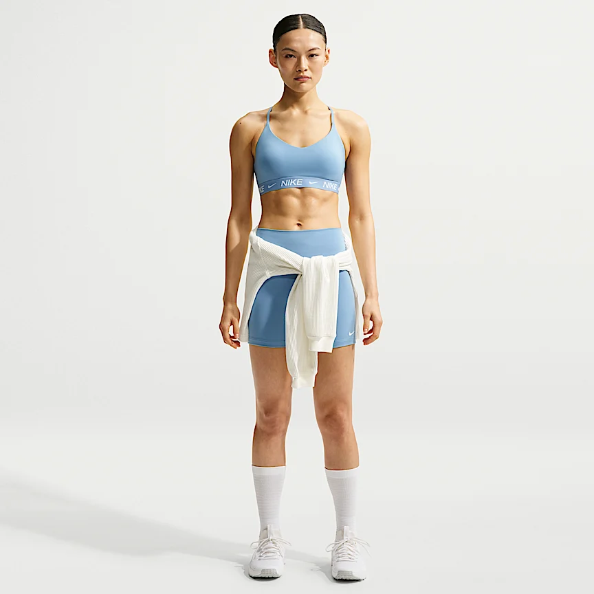 NIKE インディ ライトサポート — ウィメンズ パッディド アジャスタブル スポーツブラ - Image 4