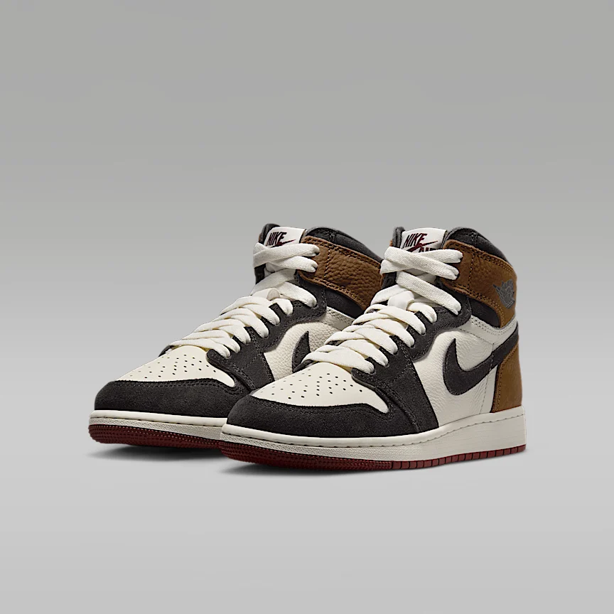 NIKE Air Jordan 1 High OG "Love Letter" — Big Kids' Shoes - Image 5